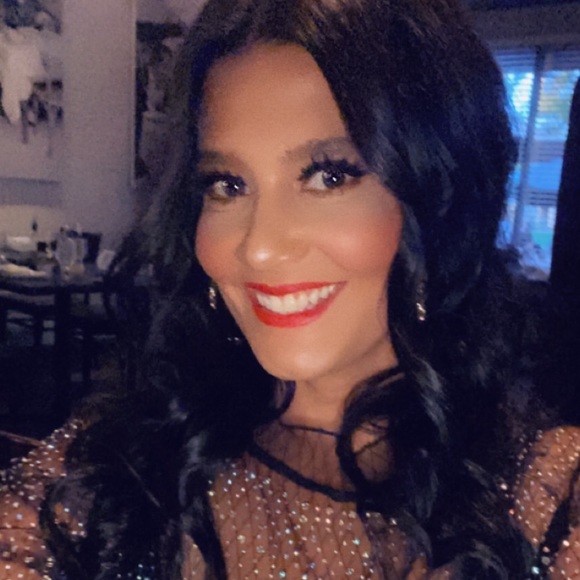 Meet your Posher, Feionna - Picture 1 of 1